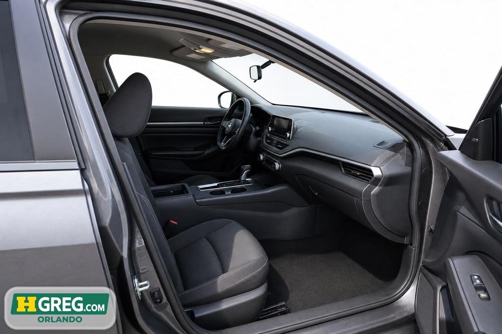 Used 2023 Nissan Altima 2.5 S FWD image 15