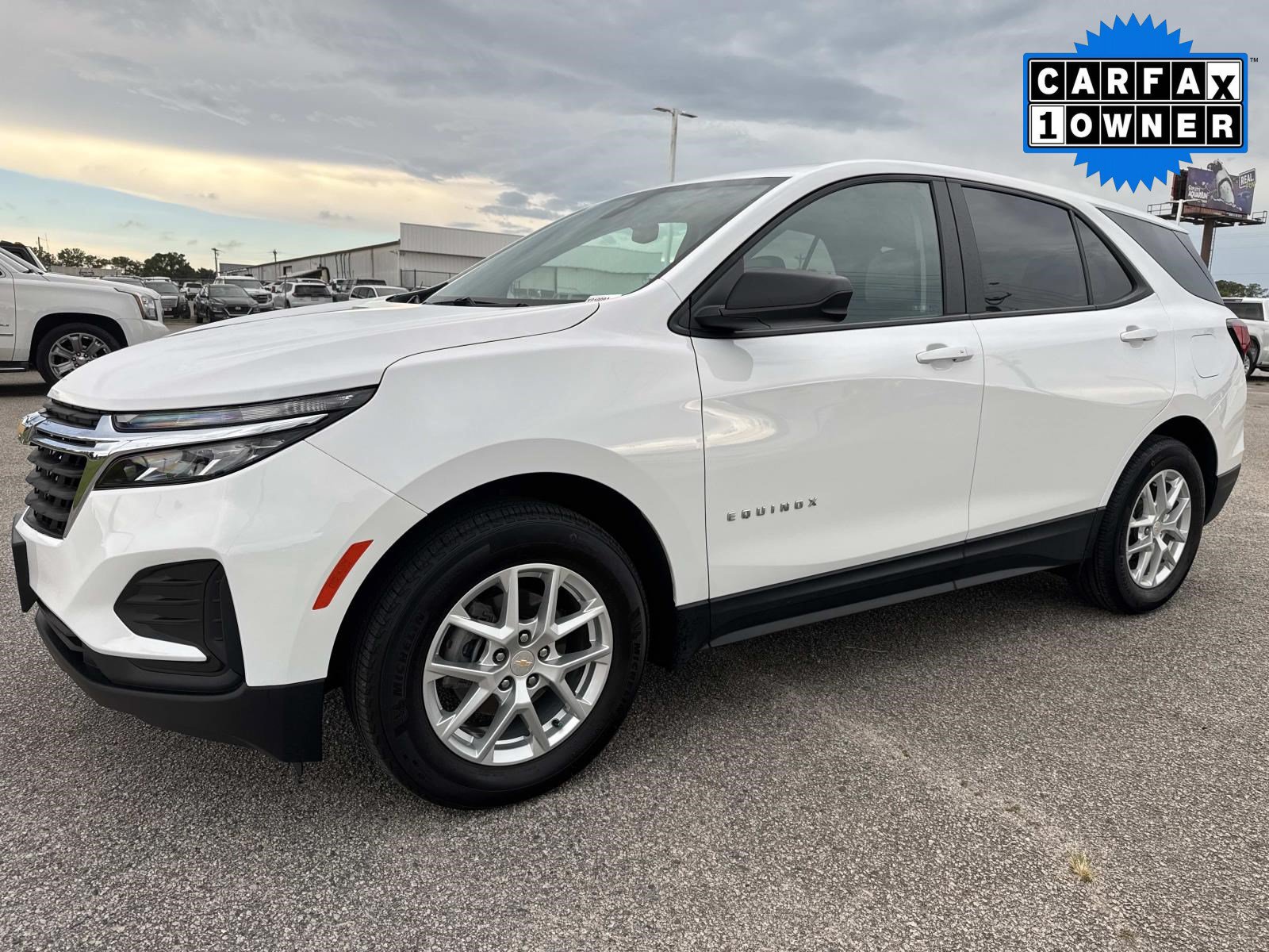 Used 2024 Chevrolet Equinox LS w/ LS Convenience Package FWD image 8