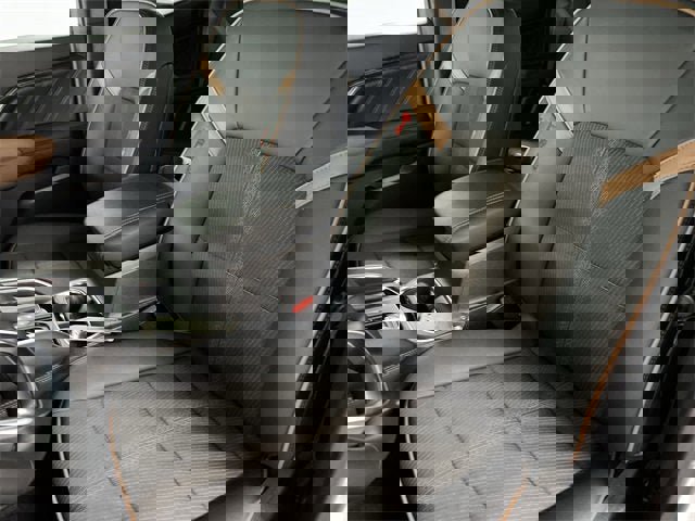 Certified 2024 GMC Canyon AT4 image 18