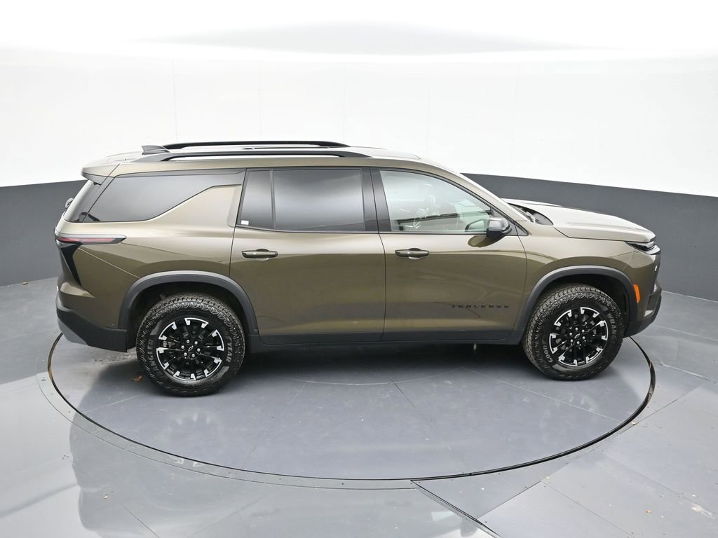Used 2024 Chevrolet Traverse Z71 w/ Enhanced Driving Package image 58