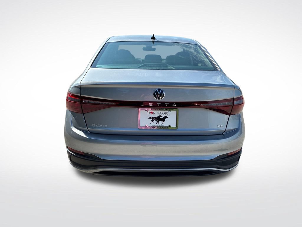 New 2026 Volkswagen Jetta SE FWD image 4
