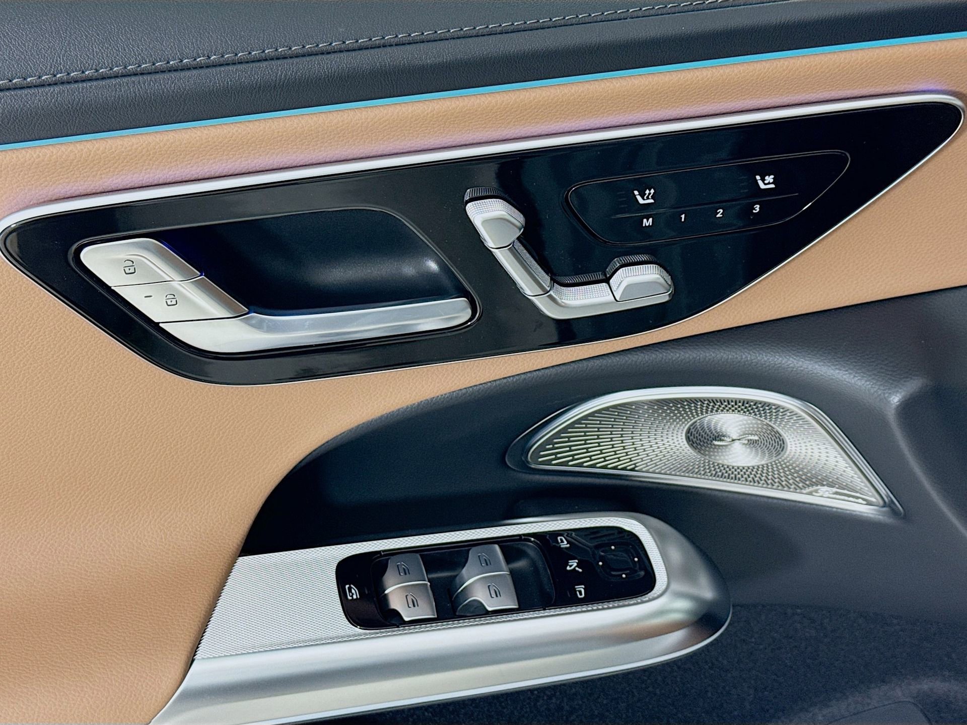 New 2026 Mercedes-Benz E 450 4MATIC Sedan image 19