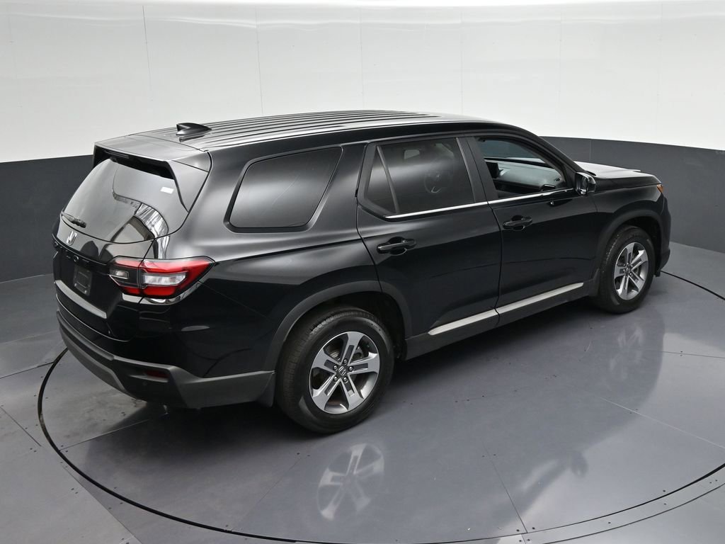 Used 2025 Honda Pilot EX-L image 25
