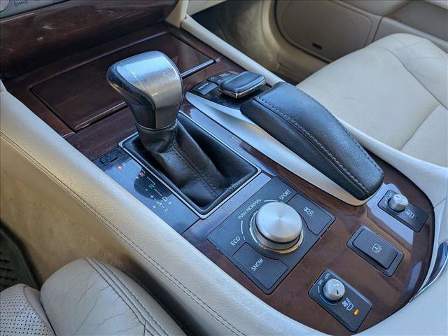 Used 2015 Lexus LS 460 AWD image 16