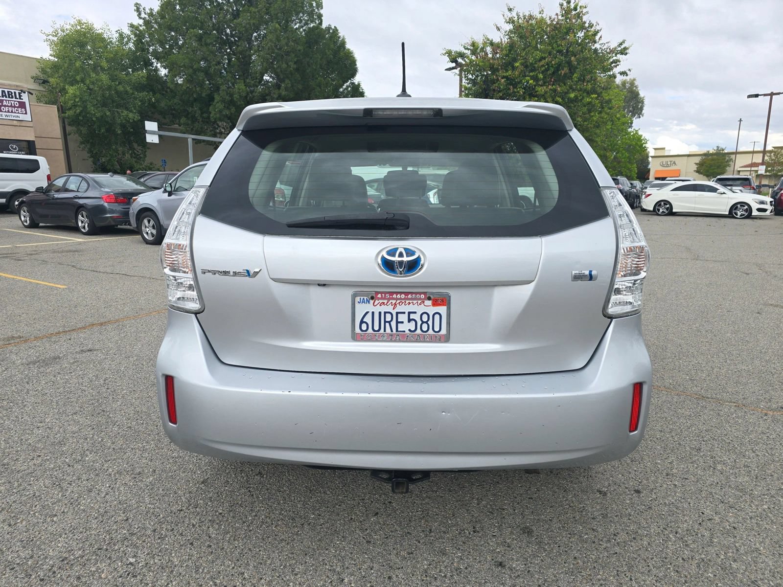 Used 2012 Toyota Prius V Five FWD image 6