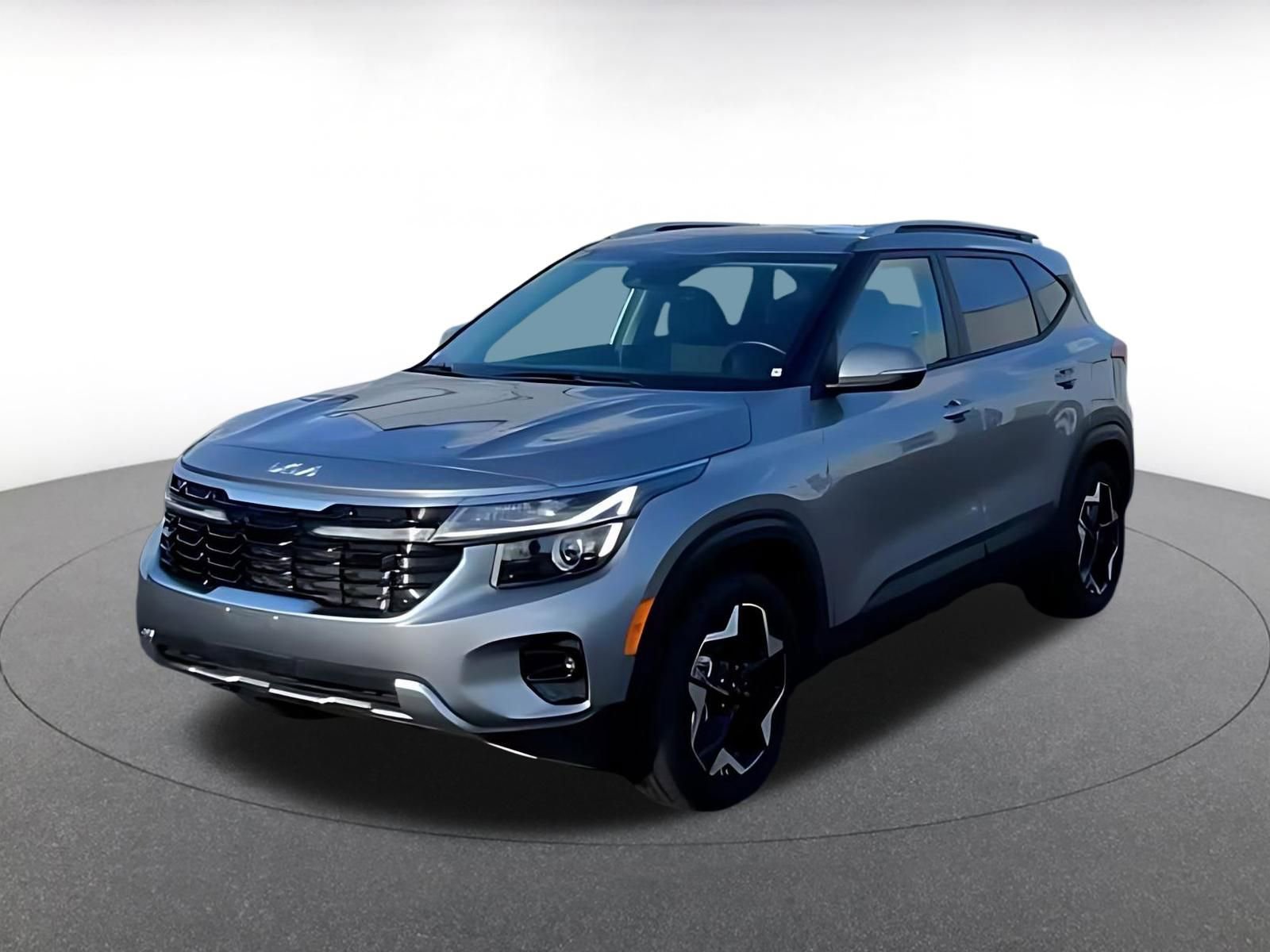 Used 2025 Kia Seltos S image 7