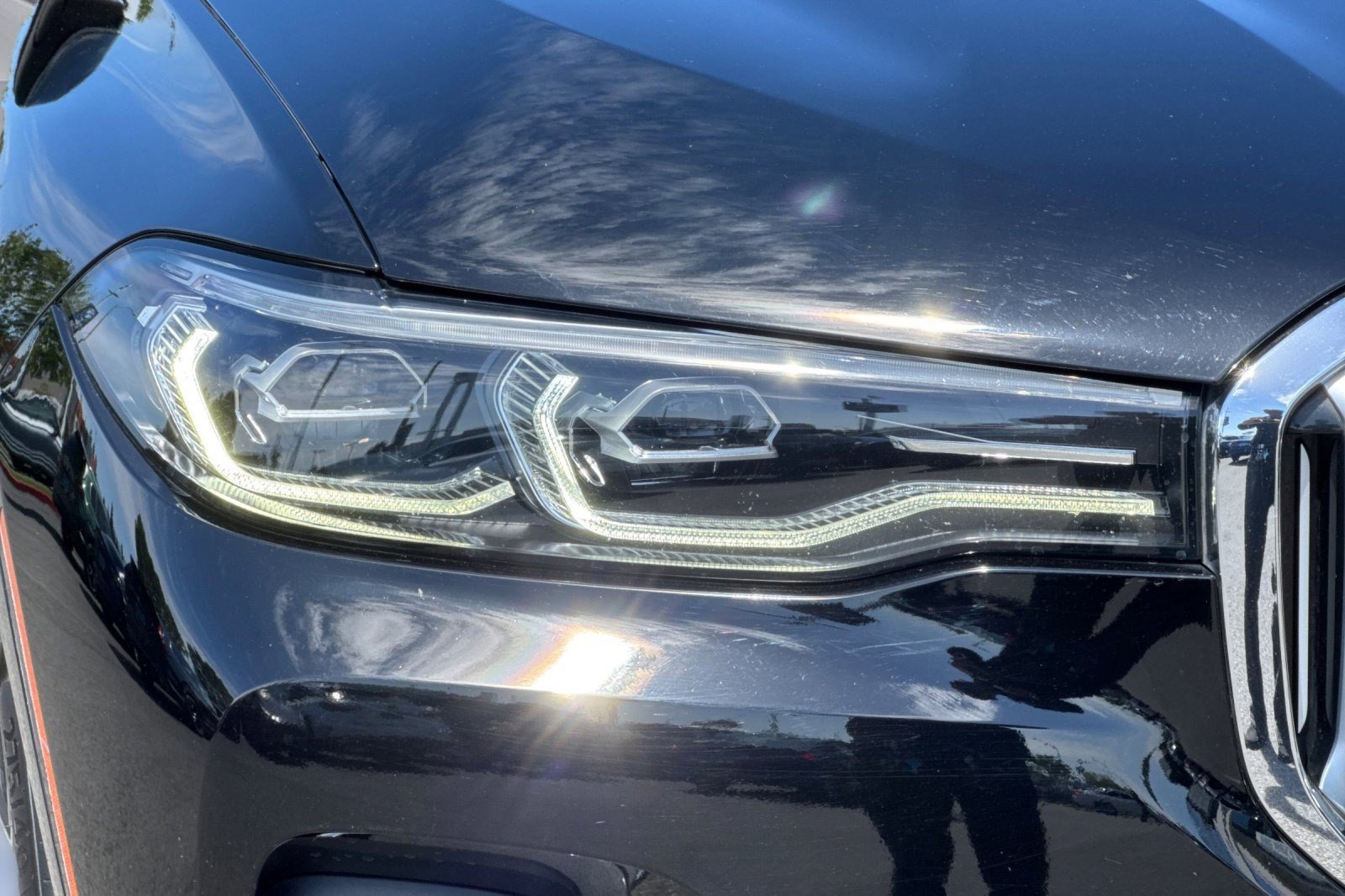 Used 2021 BMW X7 xDrive40i w/ Premium Package AWD/4WD image 10
