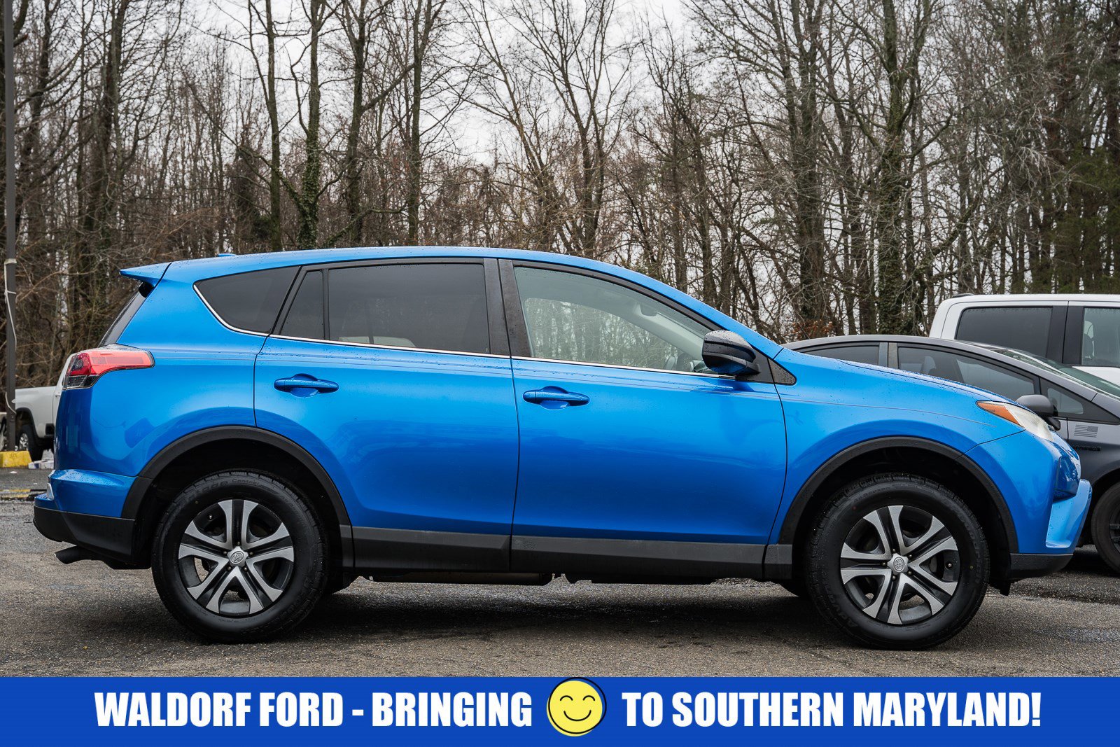 Used 2018 Toyota RAV4 LE w/ All Weather Liner Package image 4