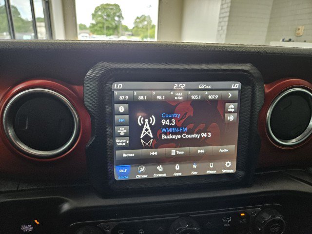 Used 2020 Jeep Gladiator Rubicon AWD/4WD image 22