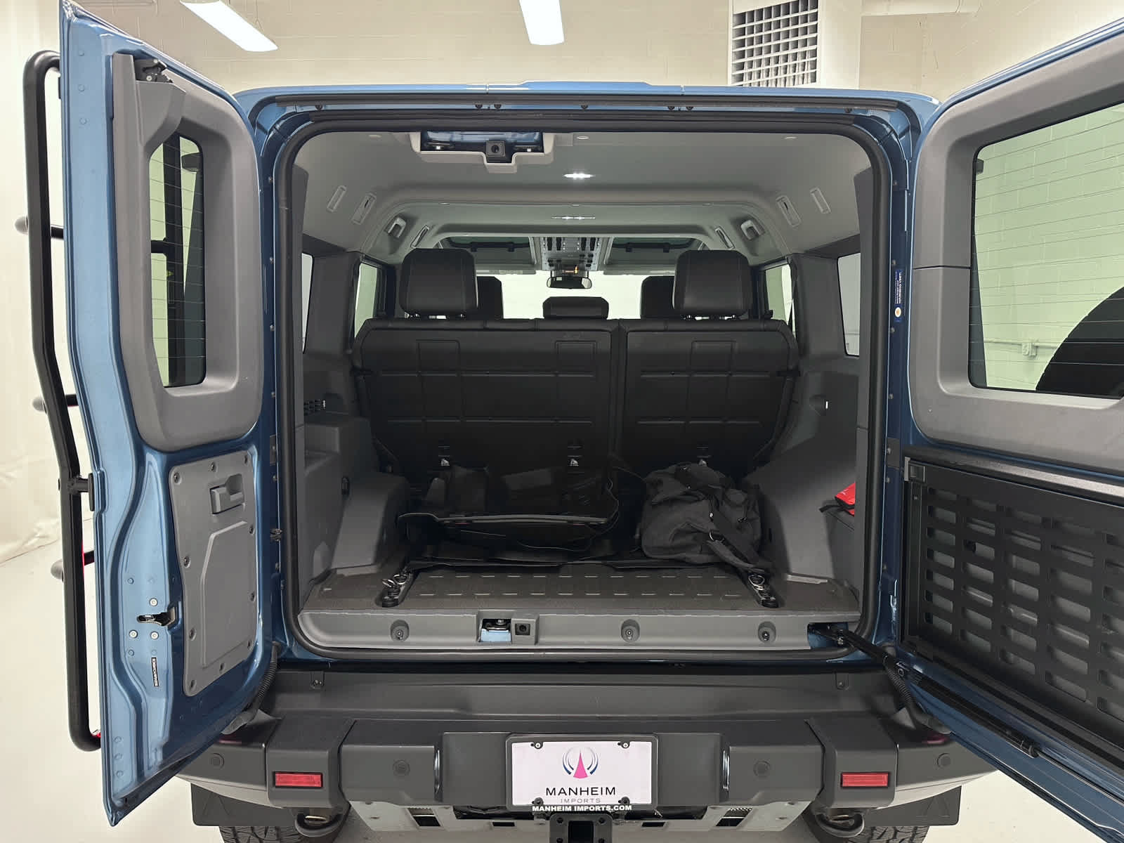 Used 2024 INEOS Grenadier Station Wagon AWD/4WD image 39