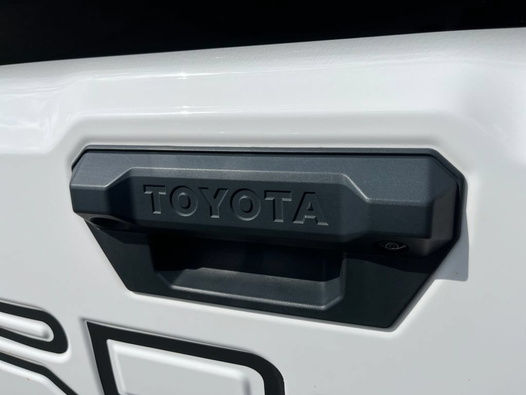 Used 2024 Toyota Tacoma TRD Pro AWD/4WD image 44