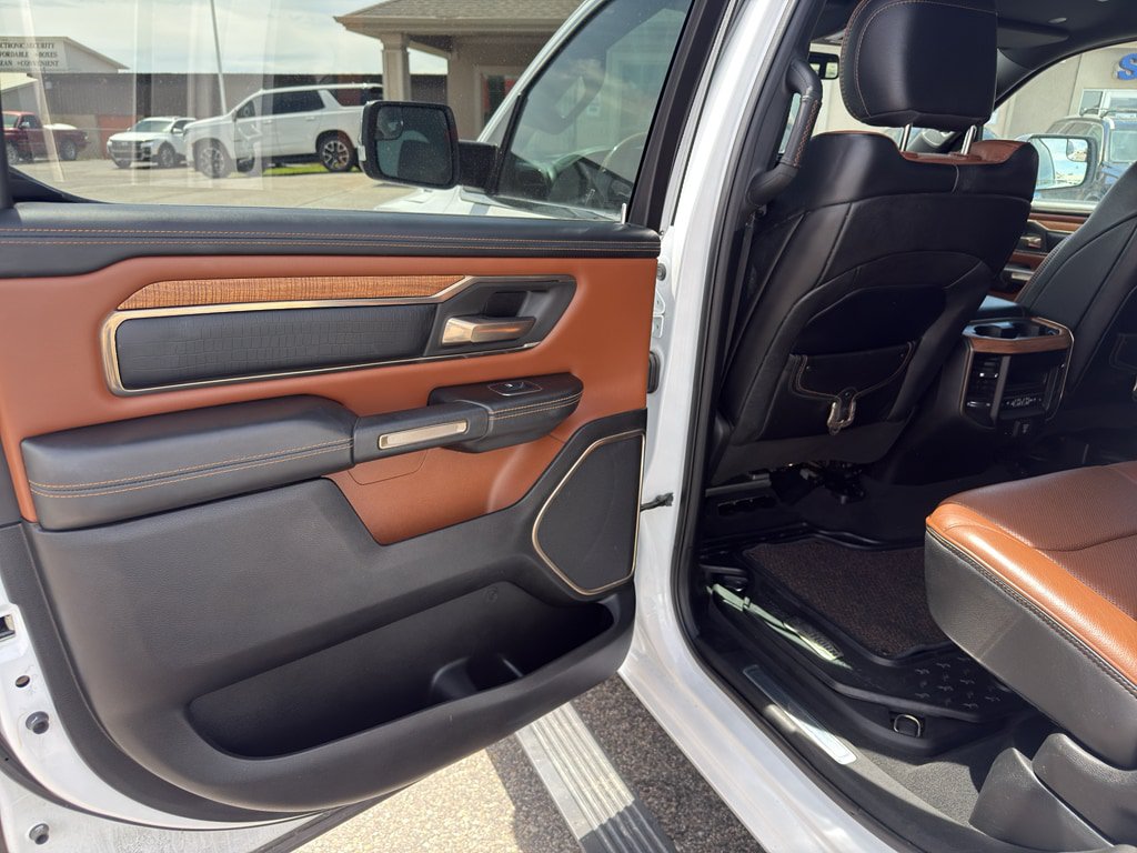 Used 2019 RAM 1500 Limited AWD/4WD image 15