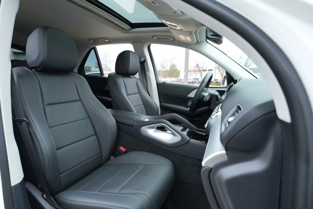 Certified 2025 Mercedes-Benz GLE 450e 4MATIC image 38