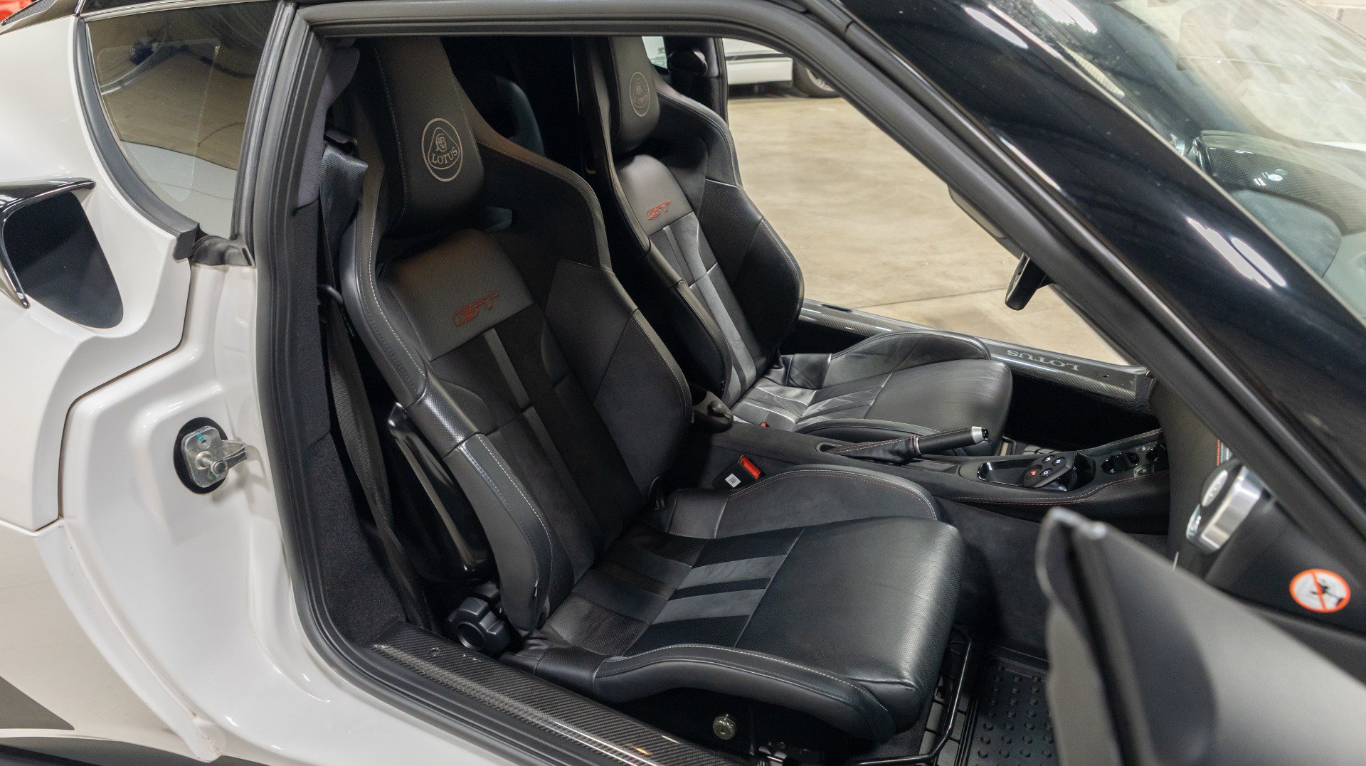 Used 2021 Lotus Evora RWD image 41
