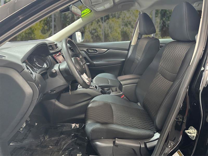 Used 2019 Nissan Rogue S AWD/4WD image 9
