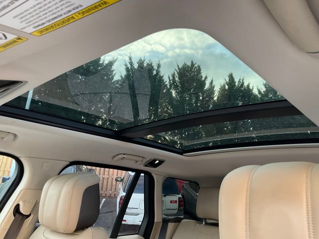 Used 2019 Land Rover Range Rover Supercharged AWD/4WD image 8