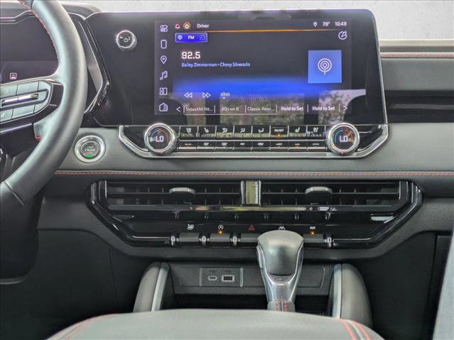 Used 2024 Chevrolet Colorado Z71 w/ Z71 Convenience Package 2 image 16