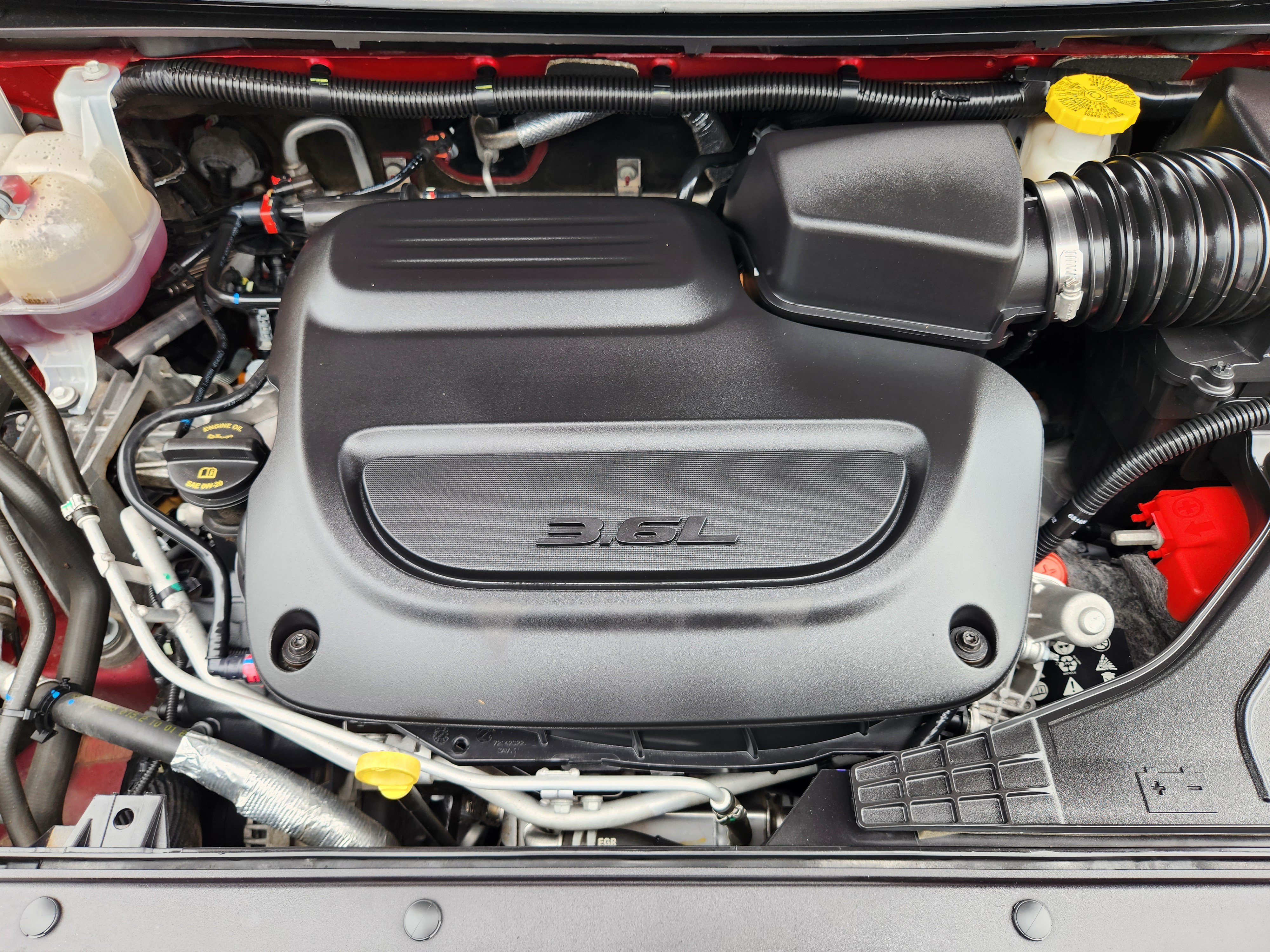 Used 2024 Chrysler Pacifica Touring-L FWD image 34