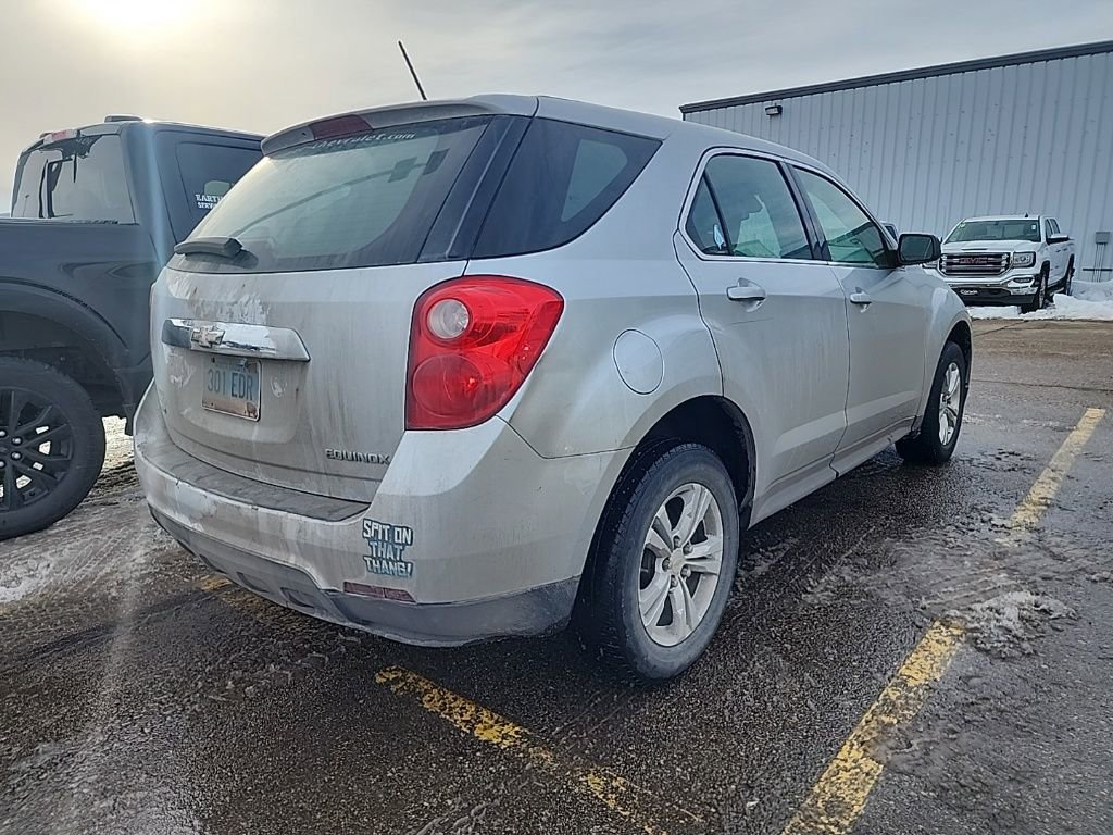 Used 2015 Chevrolet Equinox LS image 3