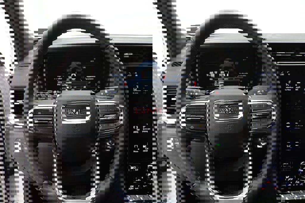 Used 2025 GMC Terrain Elevation image 17