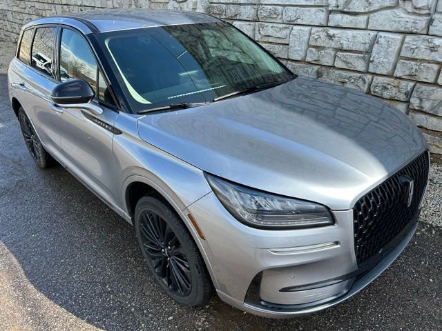 Used 2024 Lincoln Corsair AWD w/ Equipment Group 101A image 7