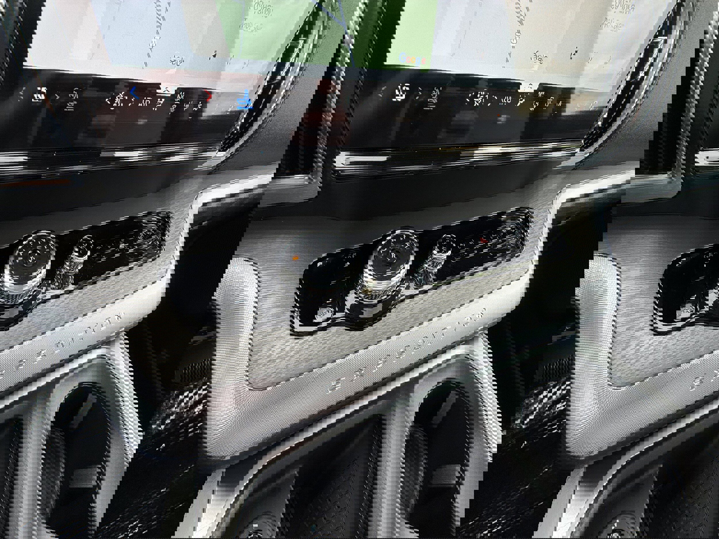 Used 2025 Ford Expedition Max Platinum image 20