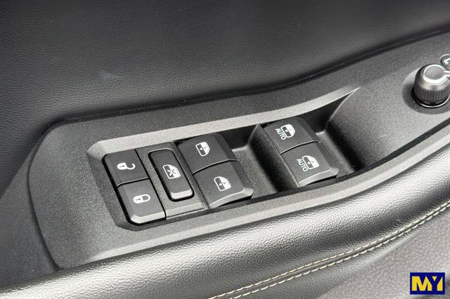 Used 2022 Jeep Grand Cherokee L Laredo w/ Luxury Tech Group I RWD image 12
