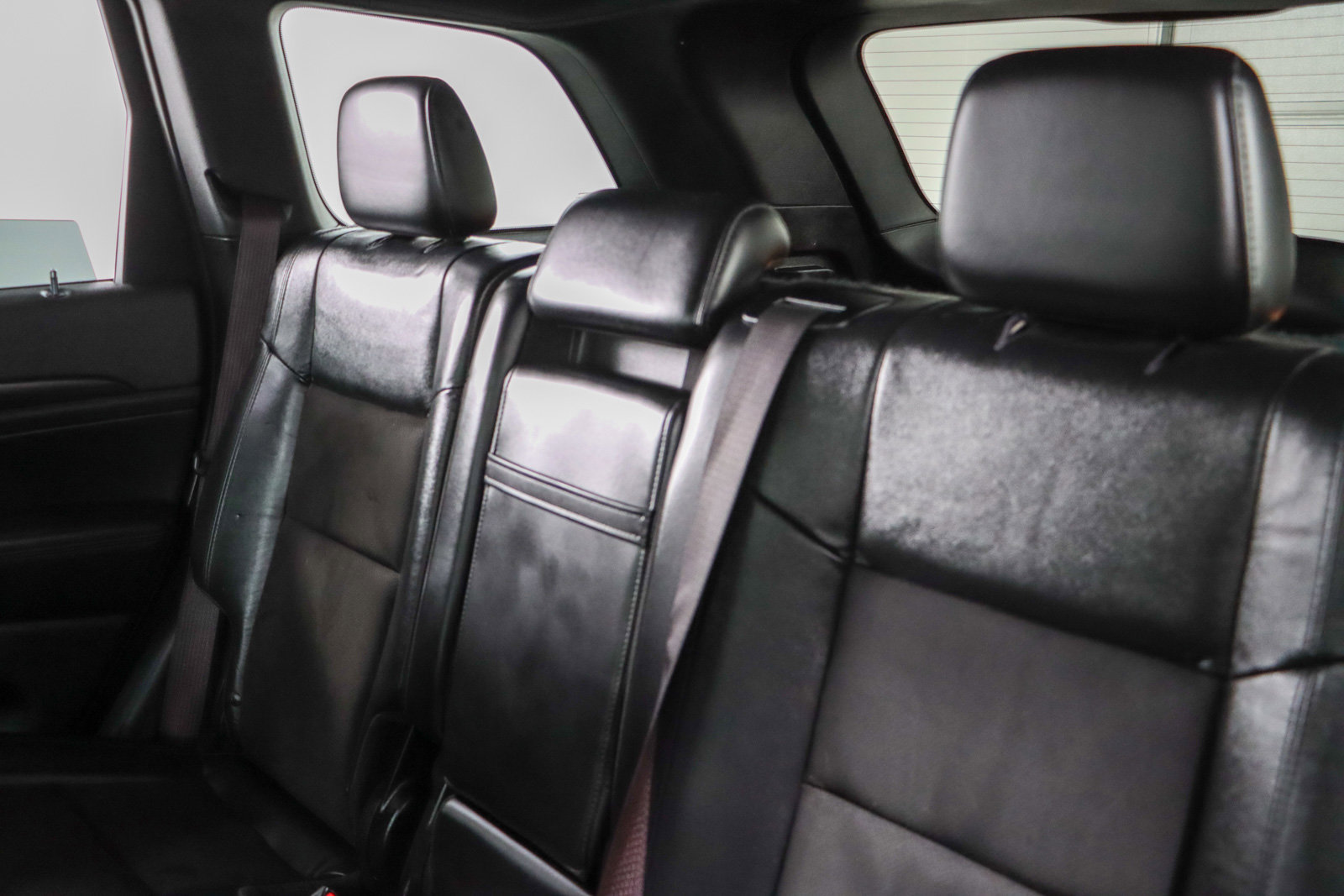 Used 2021 Jeep Grand Cherokee Laredo X image 24