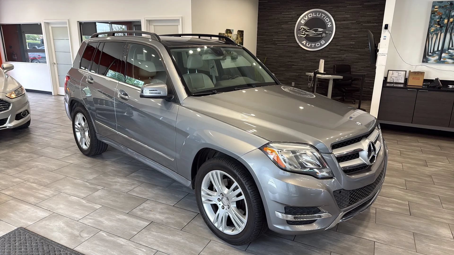 Used 2014 Mercedes-Benz GLK 350 2WD image 8