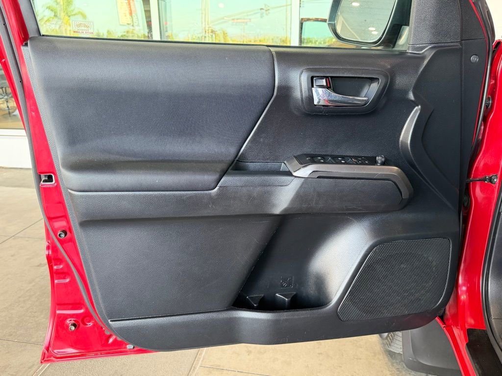 Certified 2021 Toyota Tacoma TRD Off-Road w/ Technology Package image 18