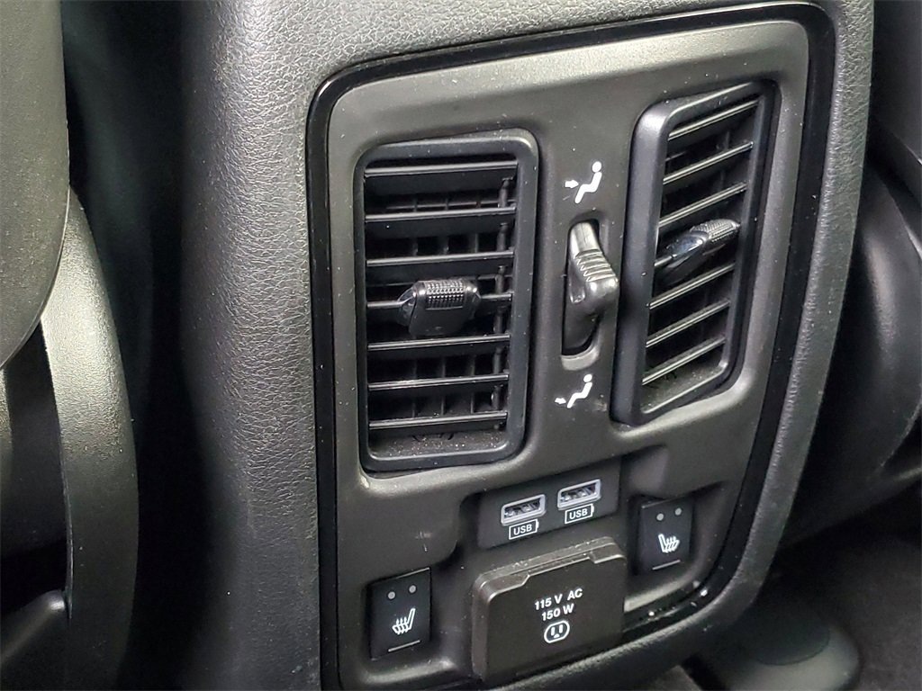 Used 2022 Dodge Durango R/T w/ Trailer Tow Group IV image 29