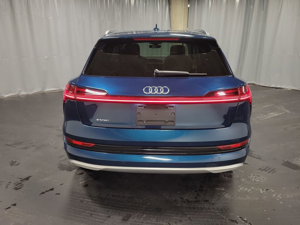Used 2019 Audi e-tron Premium Plus image 7