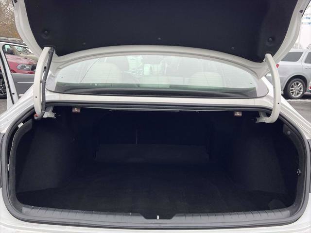 Used 2023 Hyundai Sonata SEL FWD image 11