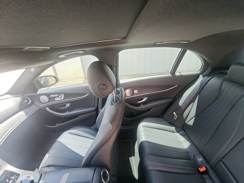 Used 2018 Mercedes-Benz E 300 image 11