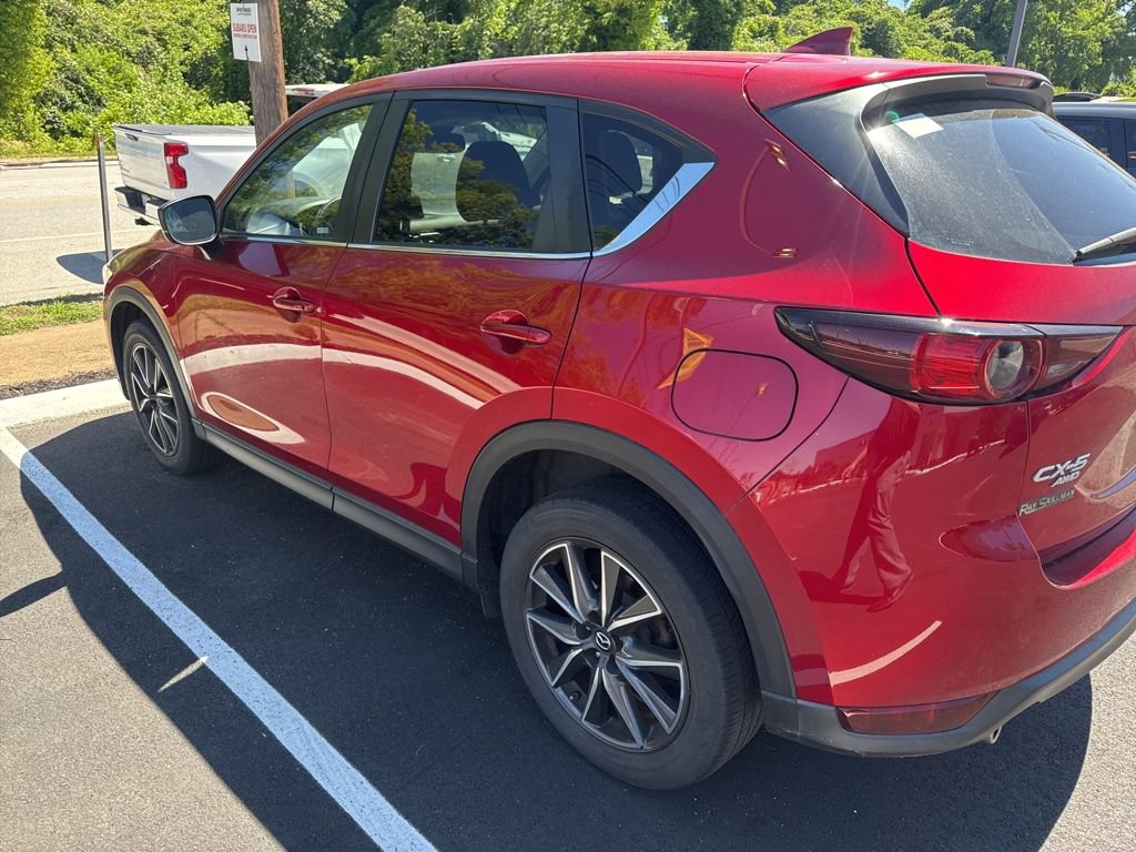 Used 2018 MAZDA CX-5 Touring w/ Preferred Equipment Package AWD/4WD image 5