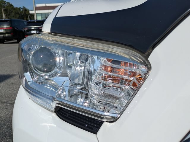 Used 2020 Toyota Tacoma SR5 RWD image 10