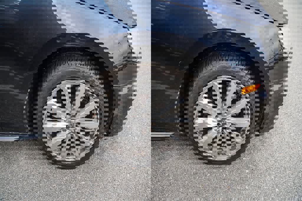 Used 2018 Audi A4 2.0T Ultra Premium w/ 18" Wheel Package image 39