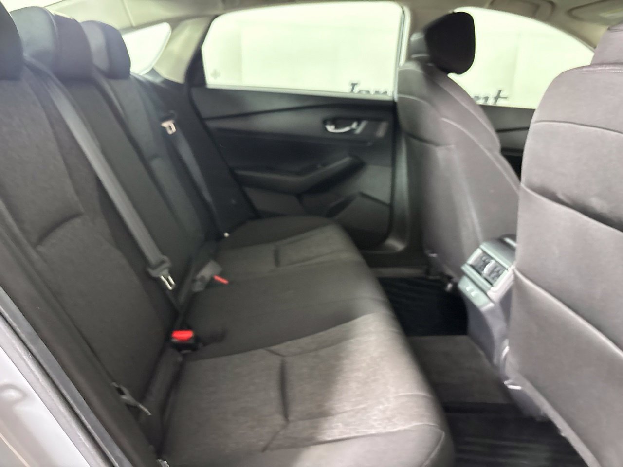 Used 2025 Honda Accord SE image 28
