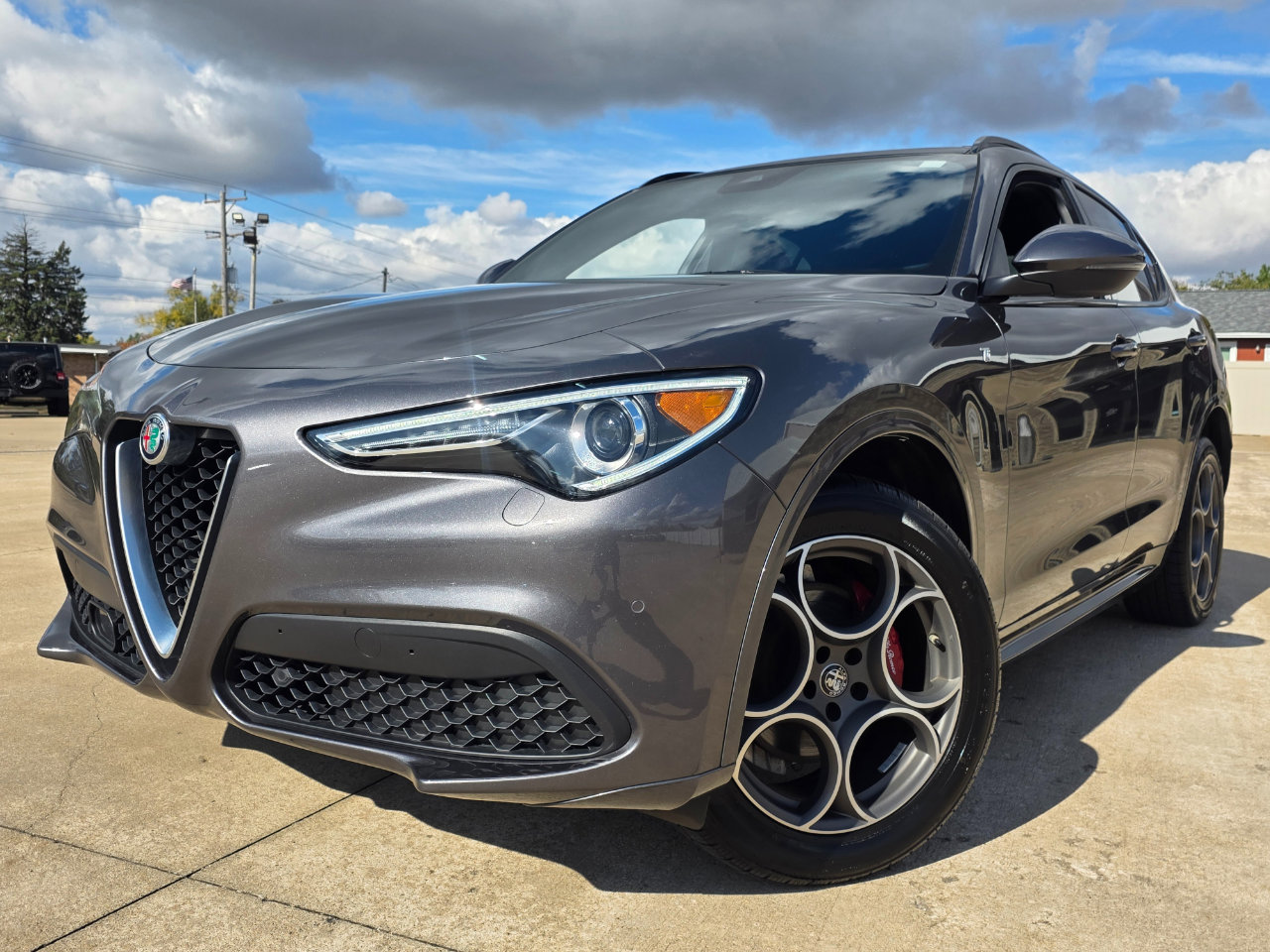 Used 2022 Alfa Romeo Stelvio Ti image 31