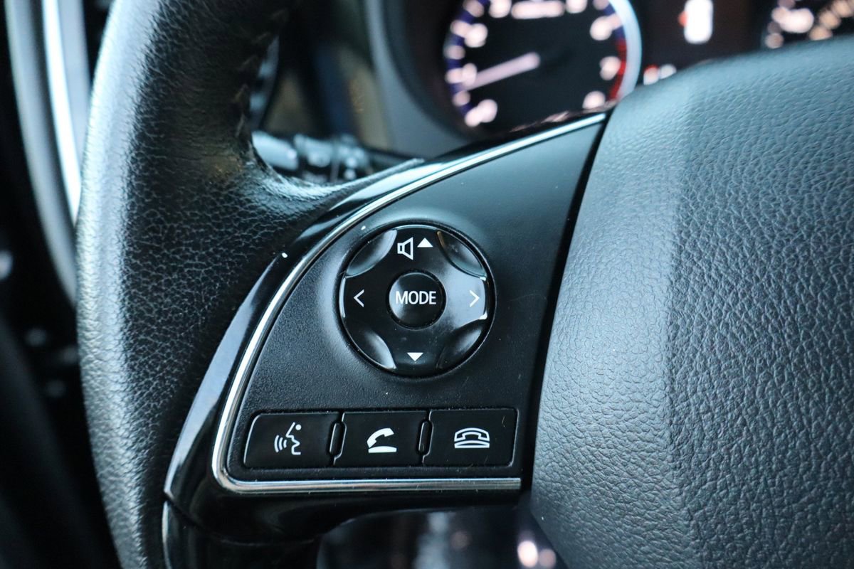 Used 2019 Mitsubishi Outlander SE image 17