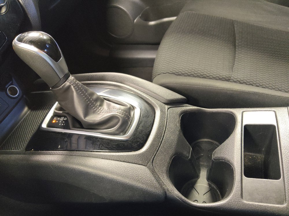 Used 2020 Nissan Rogue Sport S FWD image 26