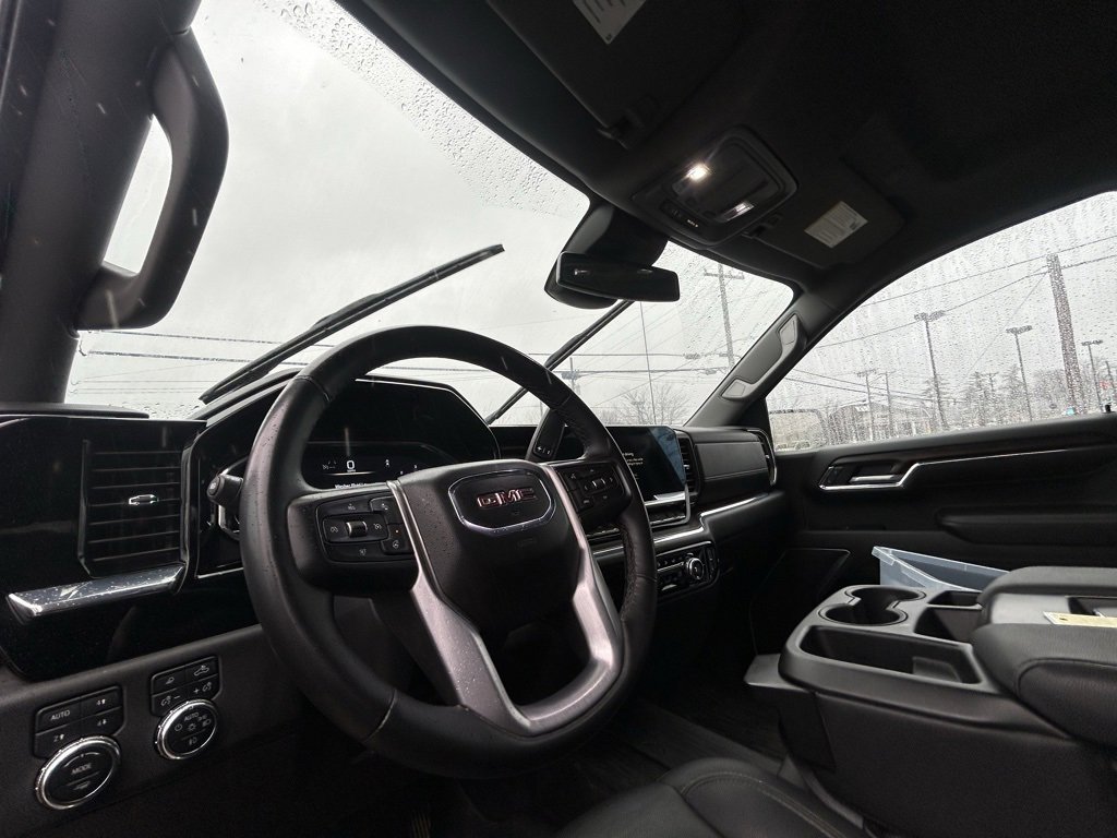 Used 2024 GMC Sierra 1500 SLT w/ X31 Off-Road Package image 15