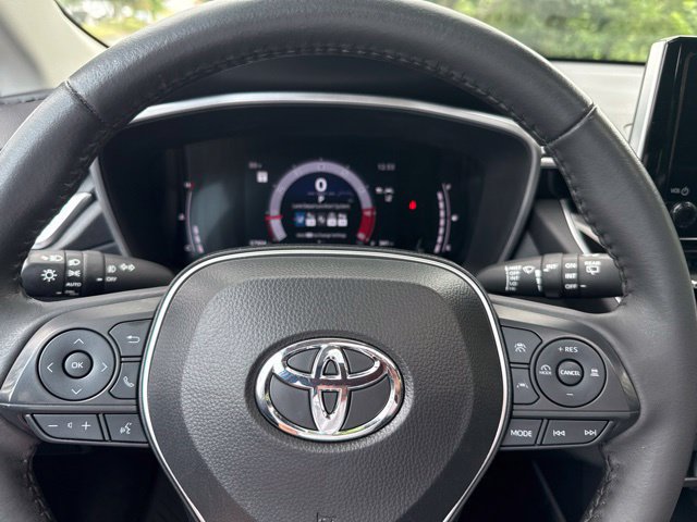 Used 2024 Toyota Corolla Cross XLE w/ Convenience Package AWD/4WD image 13