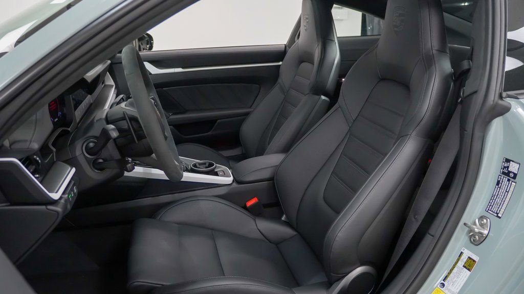 New 2026 Porsche 911 Carrera GTS image 5