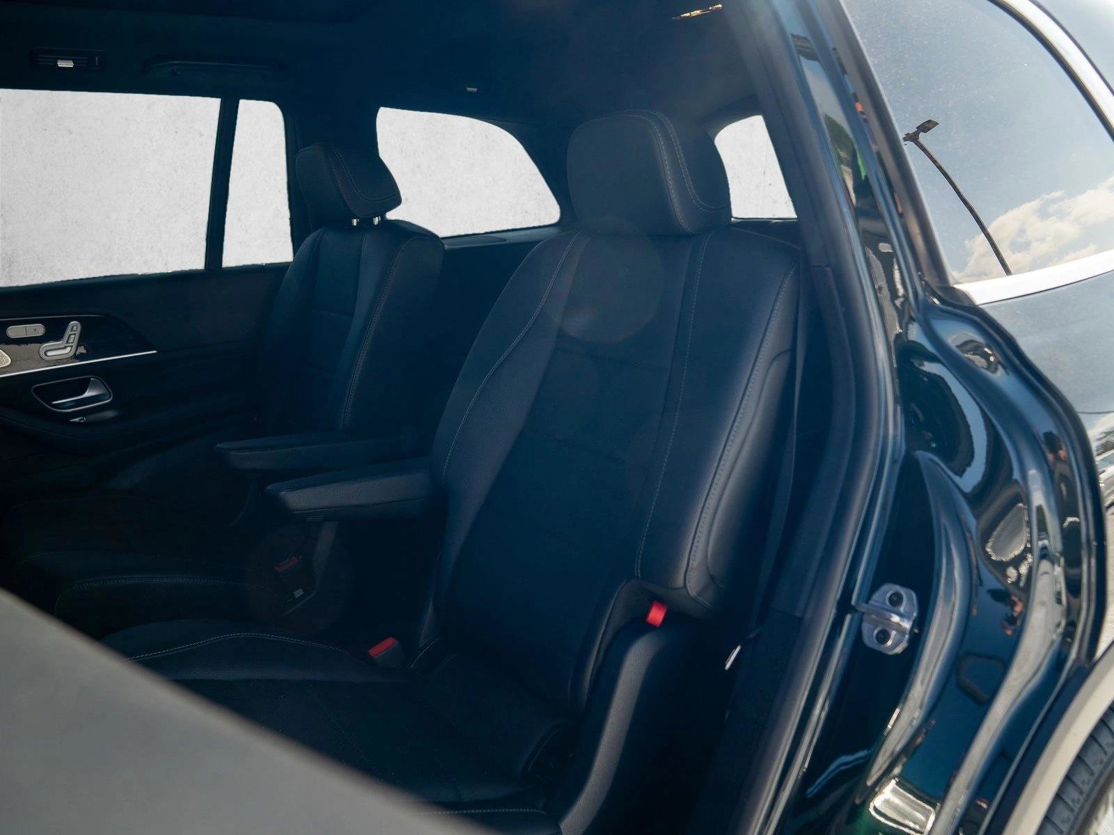 Certified 2023 Mercedes-Benz GLS 450 4MATIC image 17