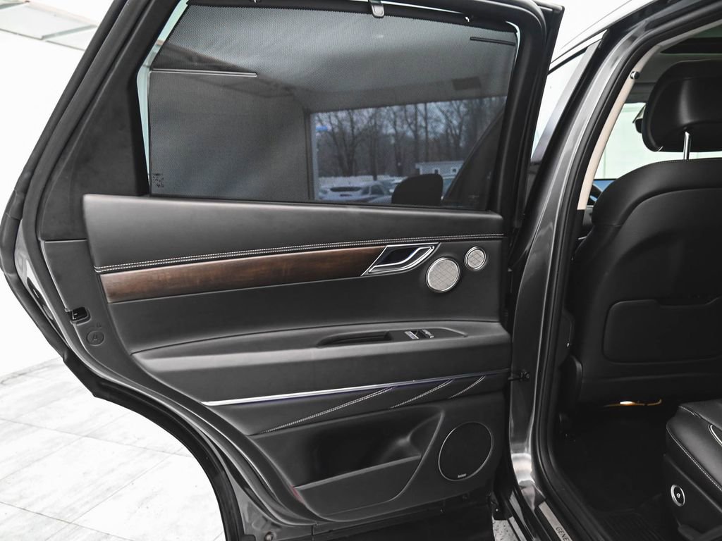 Used 2023 Genesis GV80 2.5T w/ Prestige Package AWD/4WD image 13