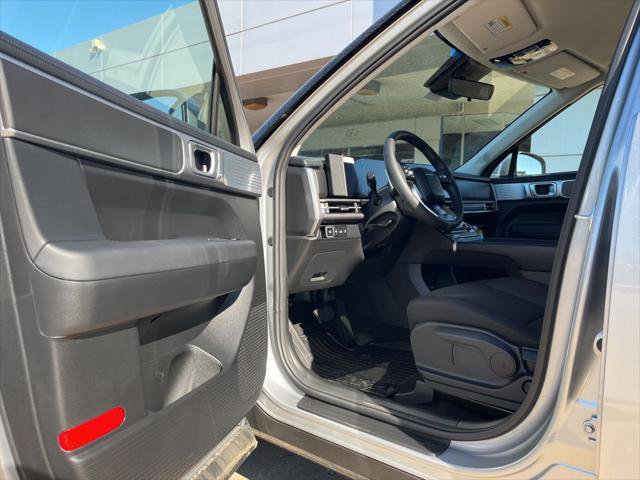 New 2026 Hyundai Santa Fe SE image 8