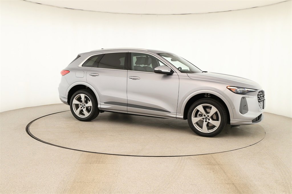 New 2025 Audi Q5 Premium Plus image 9