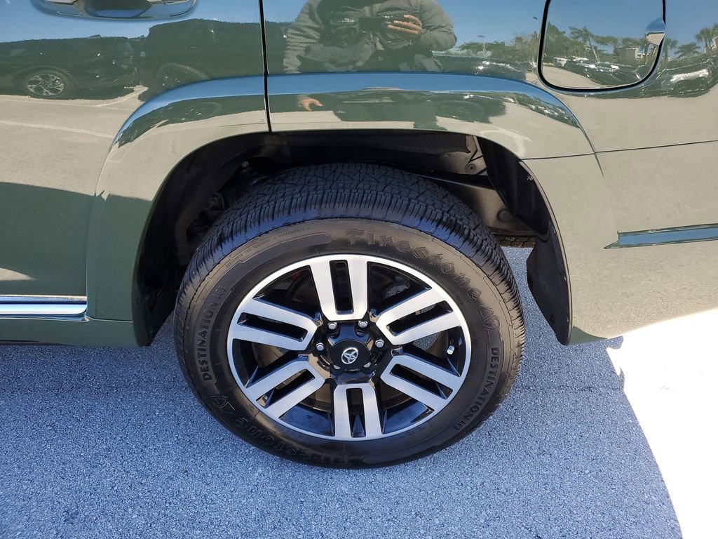 Used 2022 Toyota 4Runner Limited image 8