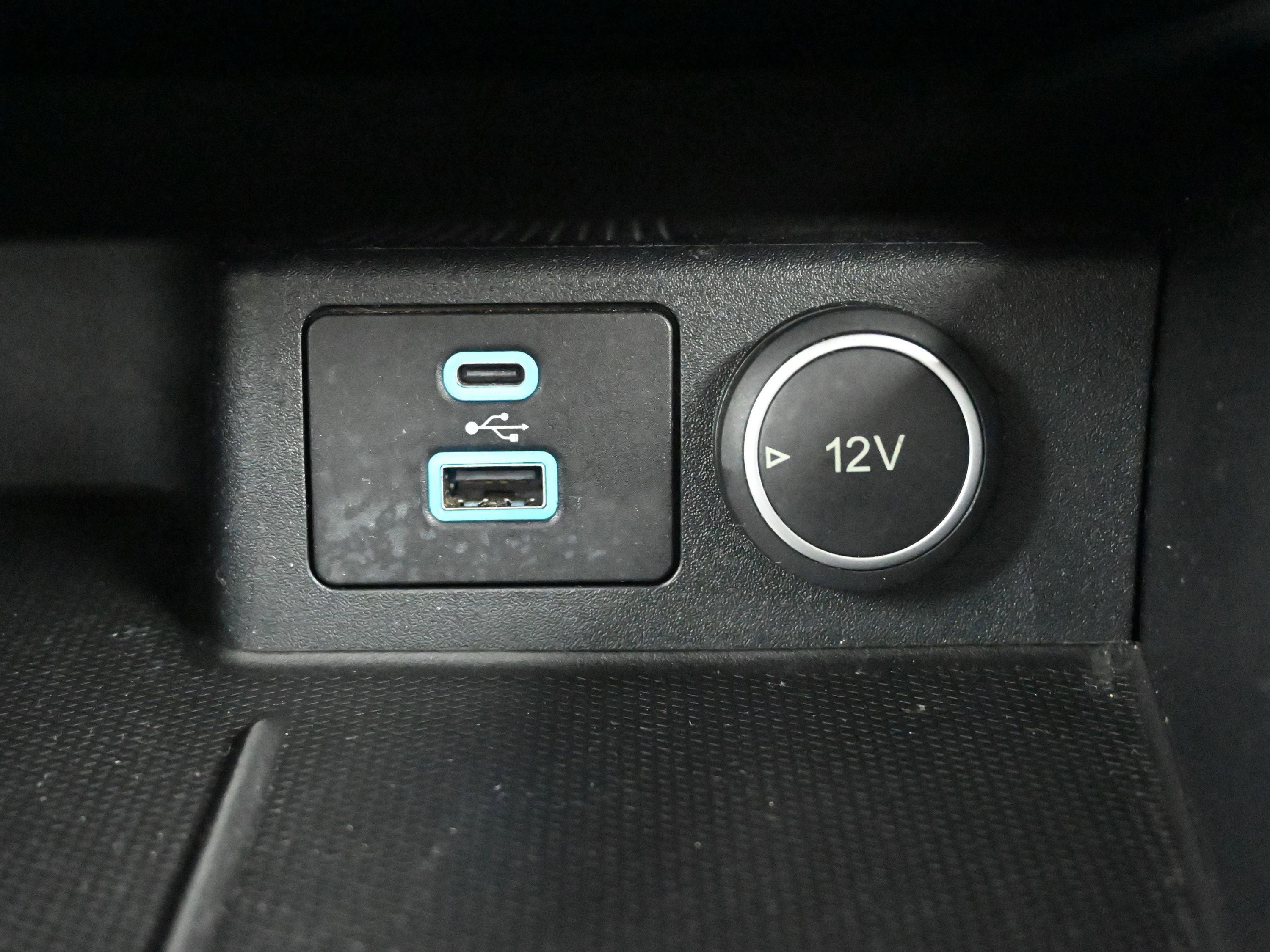 Used 2021 Ford Escape SE w/ Convenience Package image 19